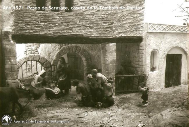 Año 1971, Paseo de Sarasate, caseta de la Tómbola de Cáritas